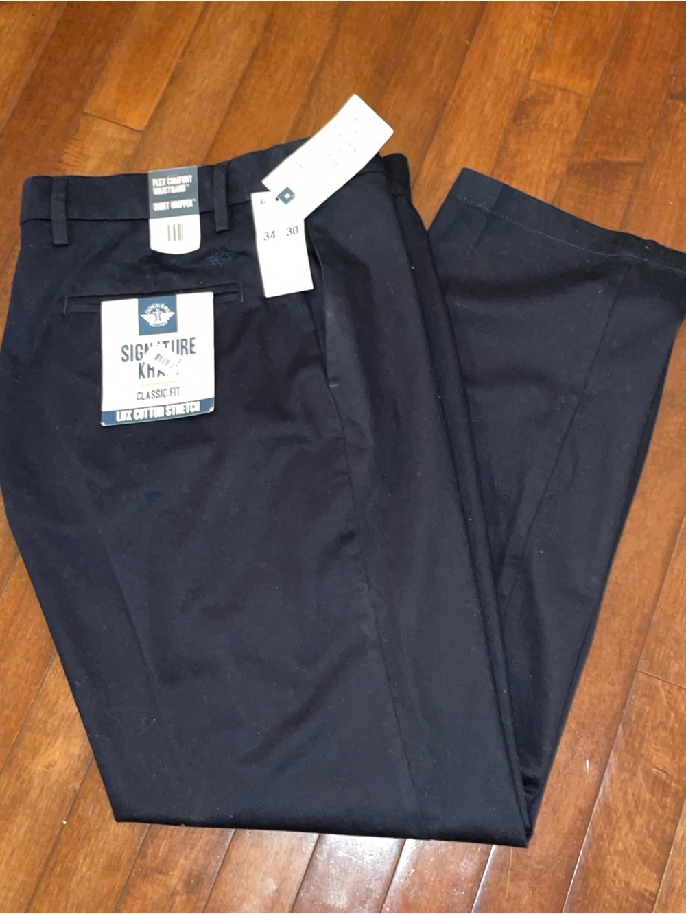 NWT Men’s Navy Dockers Signature Men's Classic Fit Navy Chinos- 34x30L
